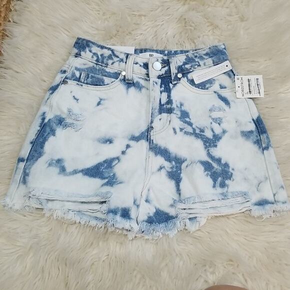 NWT BP. Destroyed High Rise Blue Bleach Dyed Jean Shorts size 23" - Picture 2 of 10